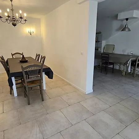 A Maxime Avec Piscine, 10 Personnes, Quartier Du Semaphore - Fr-1-768-87